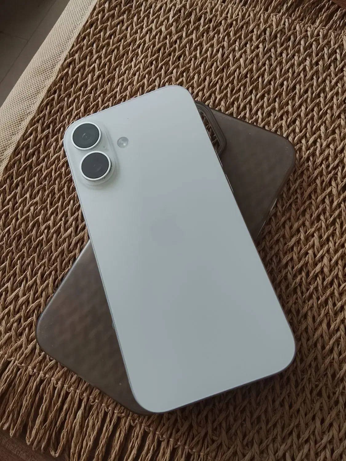 iphone16 normal|موبایل|هشتگرد, شهرک ریحانه|دیوار