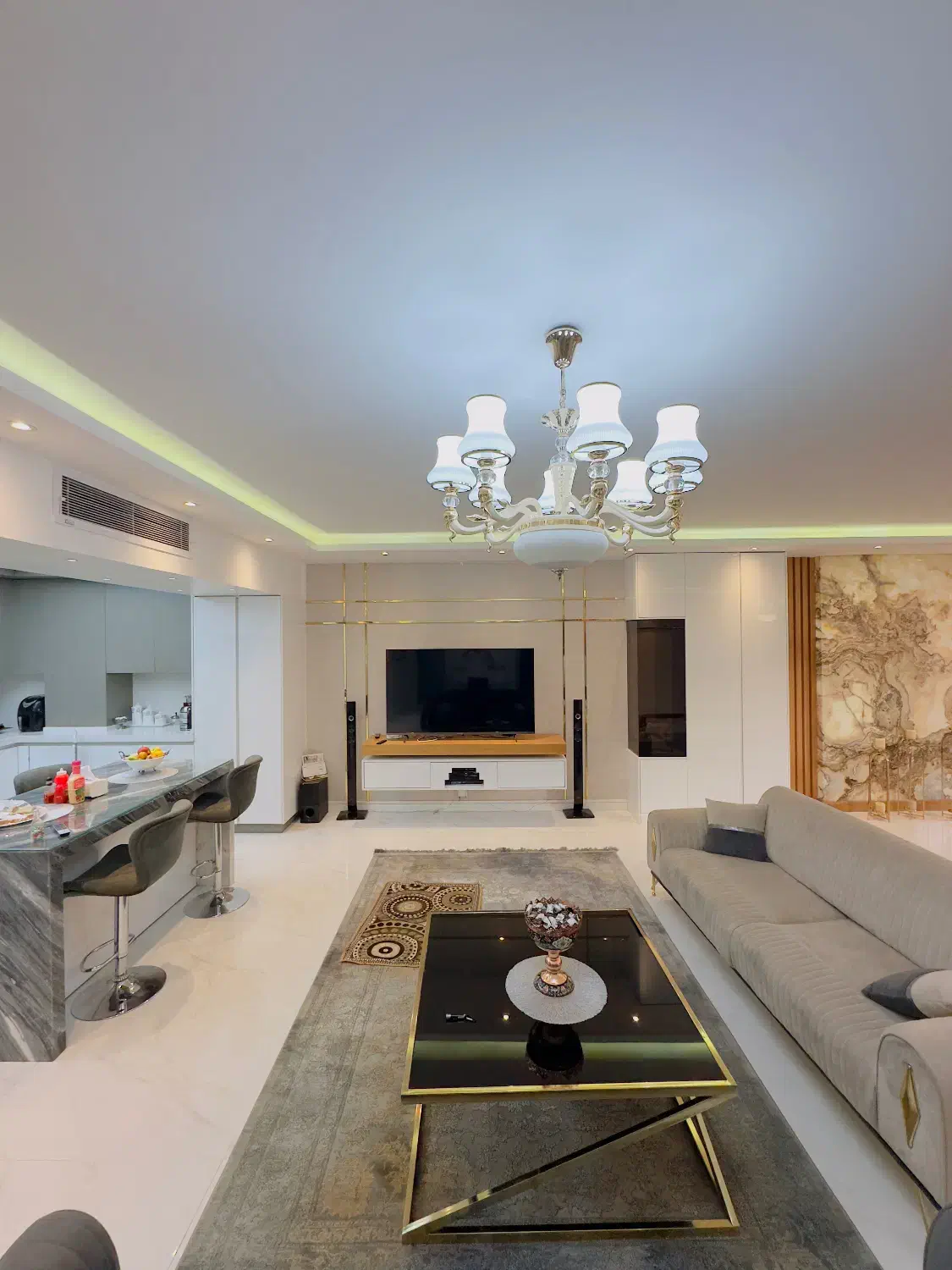 198متر/مهرآباد/بهترین لوکیشن*مدرن و خاص|اجارهٔ آپارتمان|اصفهان, مهرآباد|دیوار