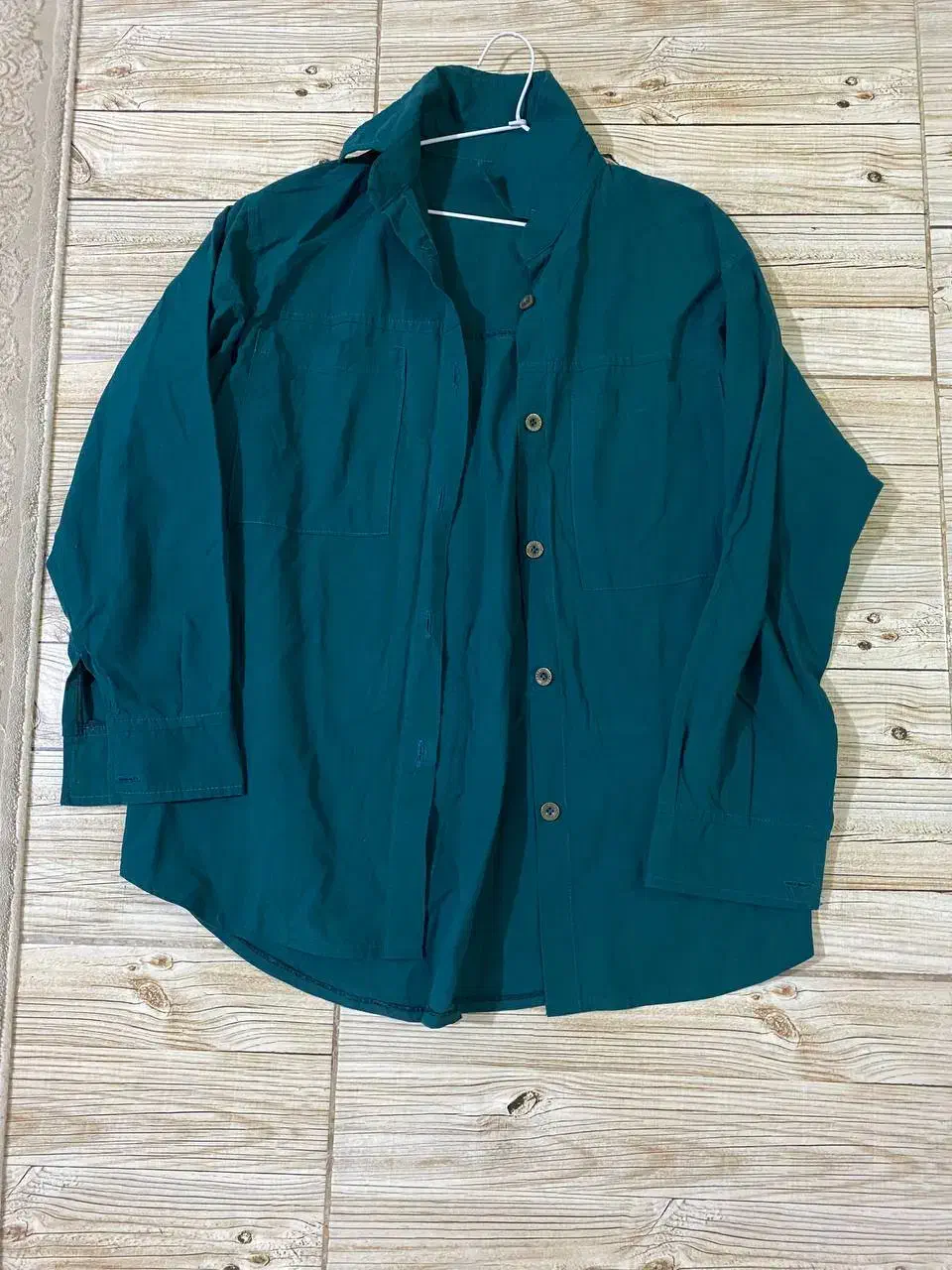 کت و شومیز|لباس|رشت, فلسطین|دیوار