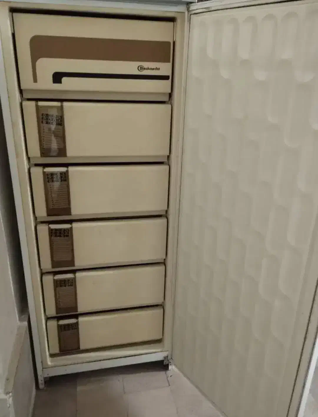 فریزر آلمانی باکنشت کاملا سالم|یخچال و فریزر|شاهین‌شهر, فردوسی|دیوار