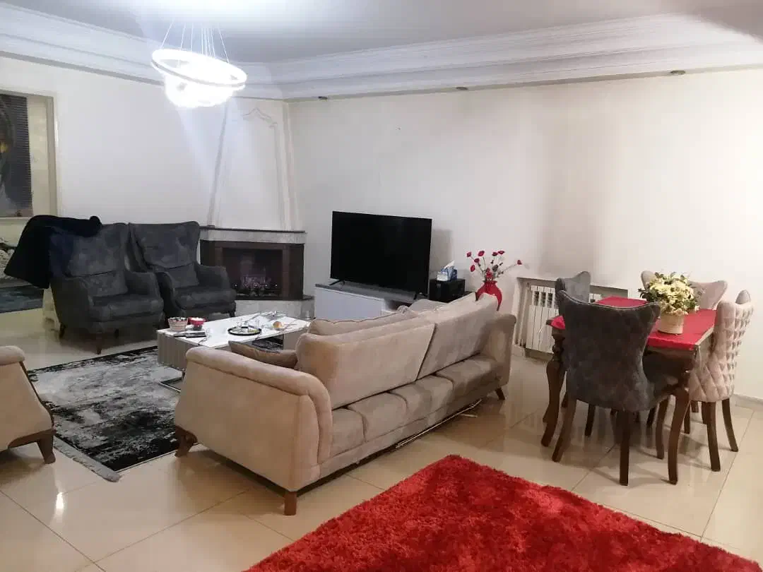 ساقدوش ۸۰ متر دو خواب کلیه امکانات