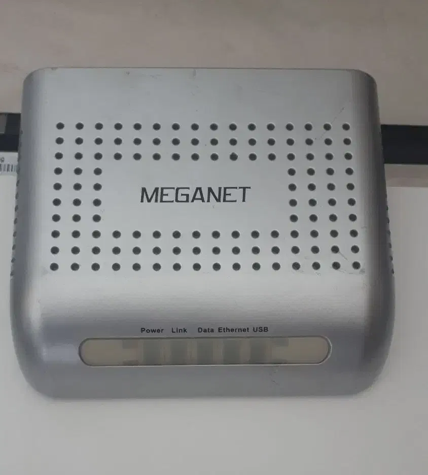 مودم مگانت|مودم و تجهیزات شبکه|یزد, |دیوار