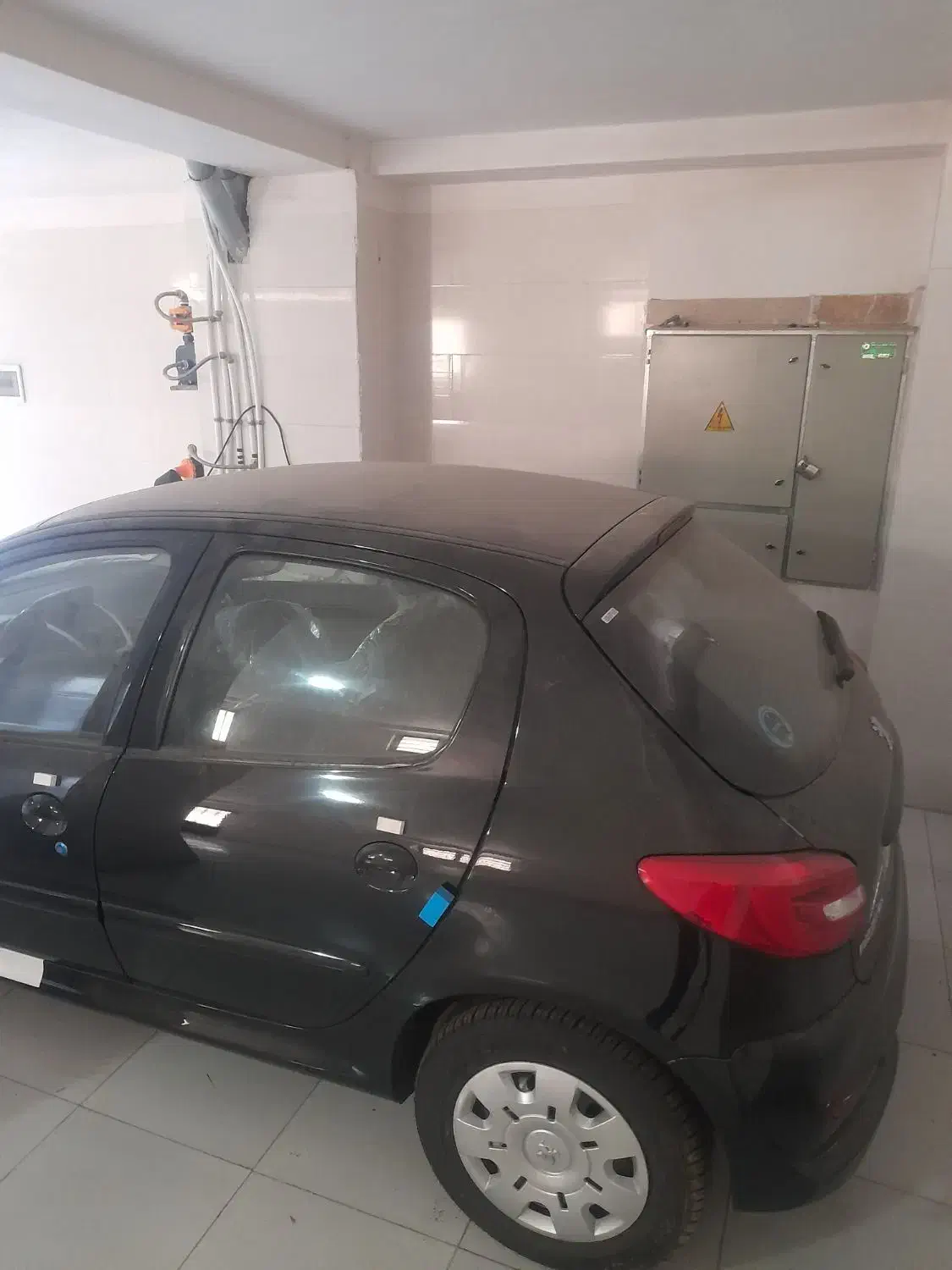 ۲۰۷ دنده سقف فلز مدل ۴۰۴|خودرو سواری و وانت|اردبیل, |دیوار