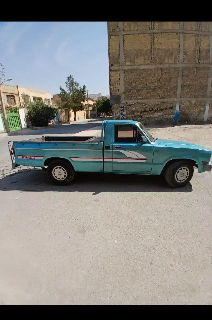 مزدا۱۶۰۰|خودرو سواری و وانت|اصفهان, محله سفلی|دیوار