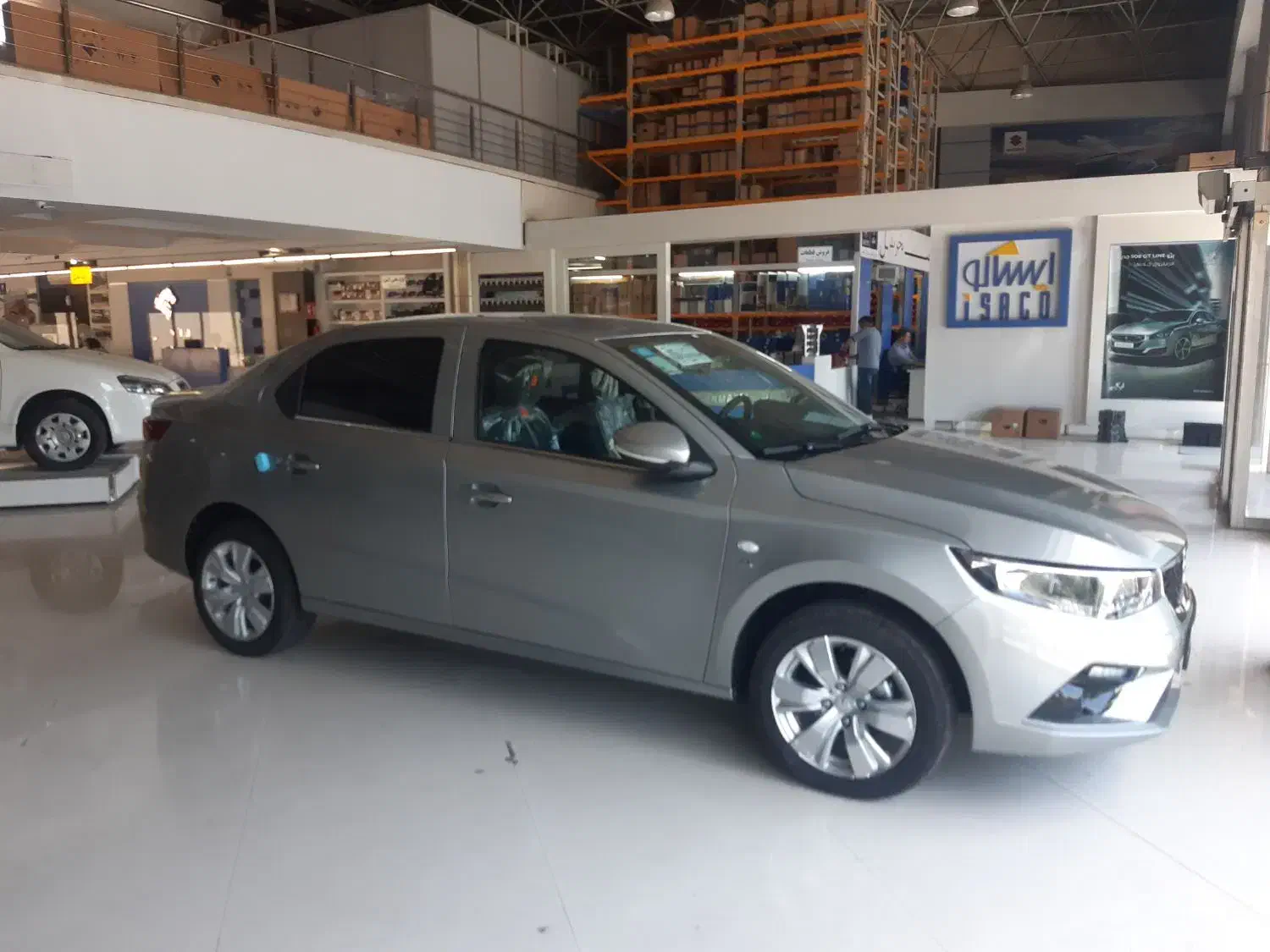 تارا اتوماتیک ۱۴۰۴LX V4 تیتانیوم|خودرو سواری و وانت|مشهد, رضاشهر|دیوار