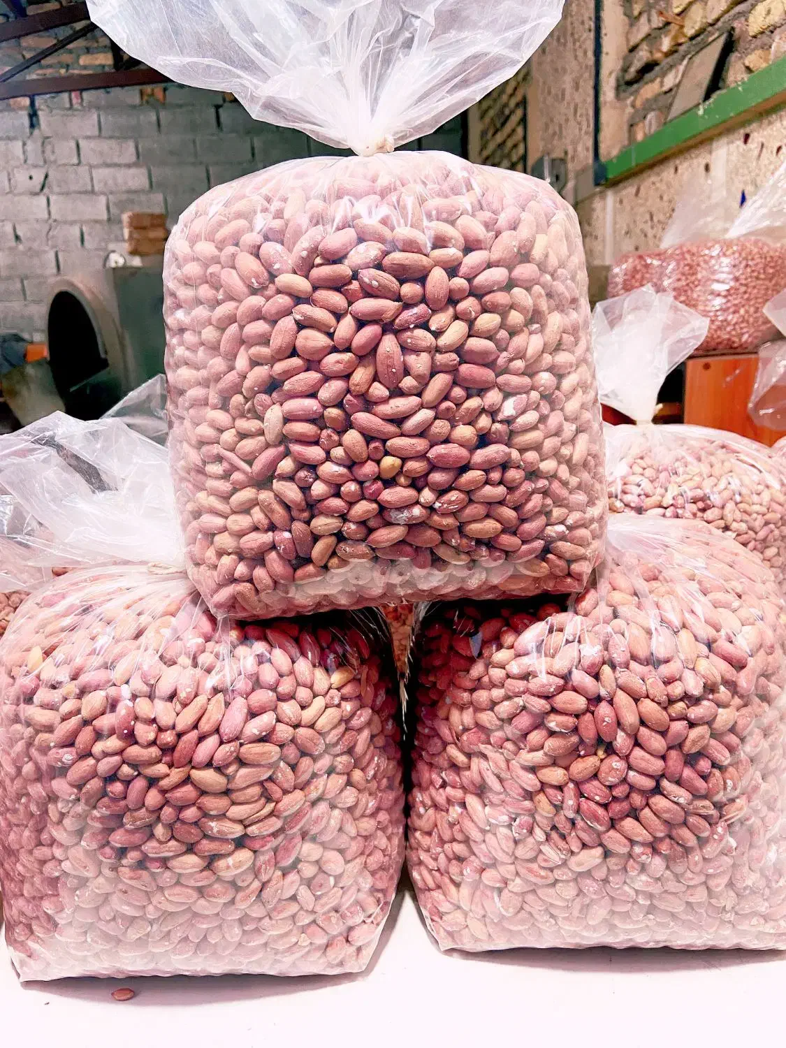 مغز بادام زمینی|عمده‌فروشی|آستانه اشرفیه, |دیوار