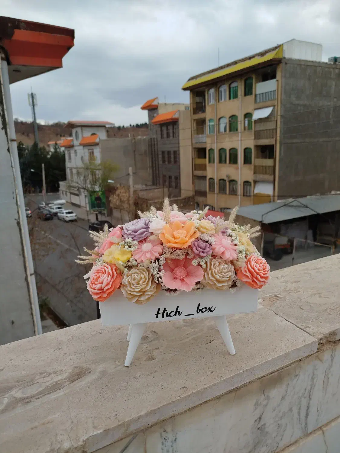 باکس گل از جنس نور|گل و گیاه طبیعی|الیگودرز, |دیوار