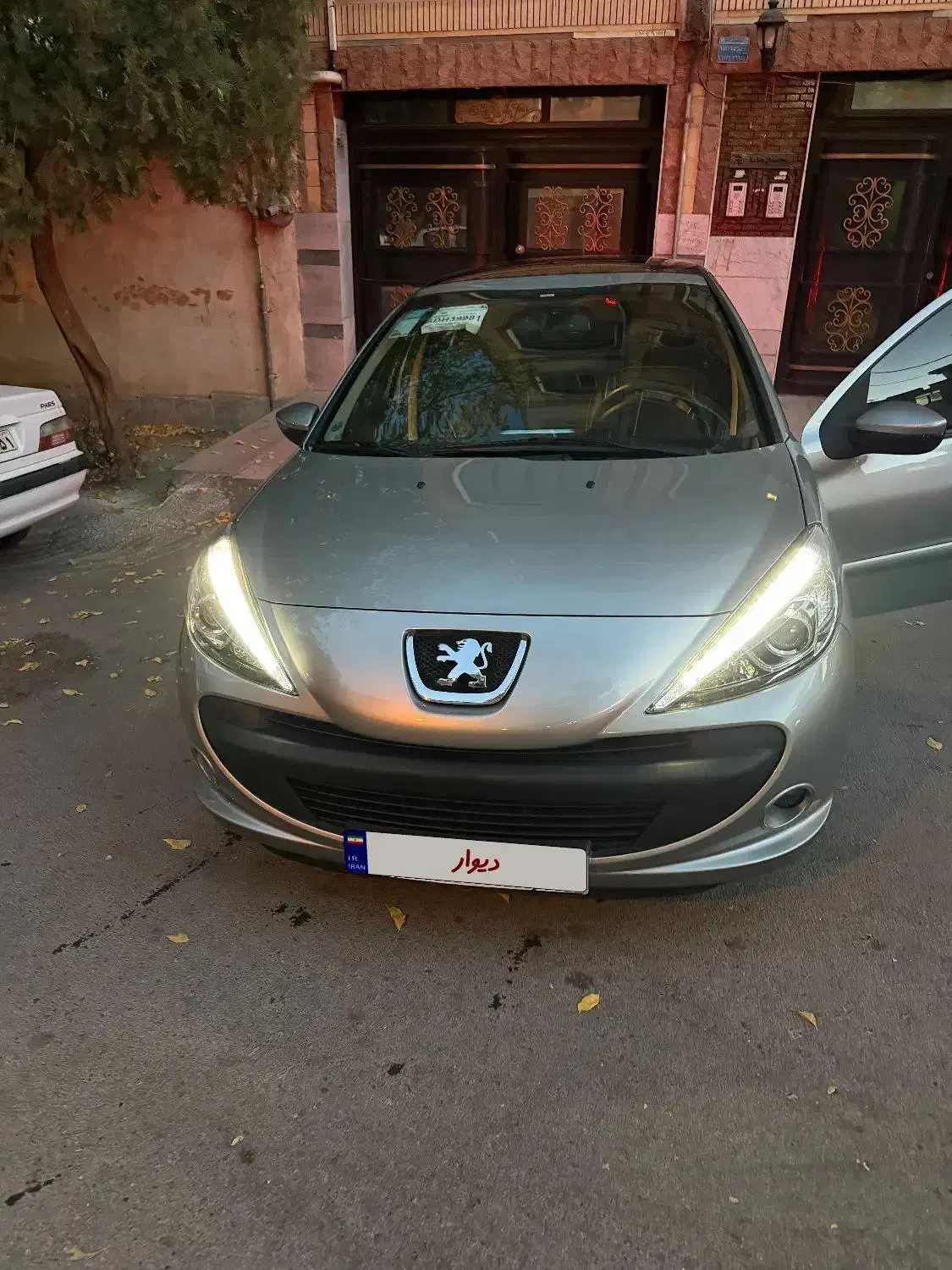 پژو ۲۰۷ اتومات پانا|خودرو سواری و وانت|سنندج, |دیوار