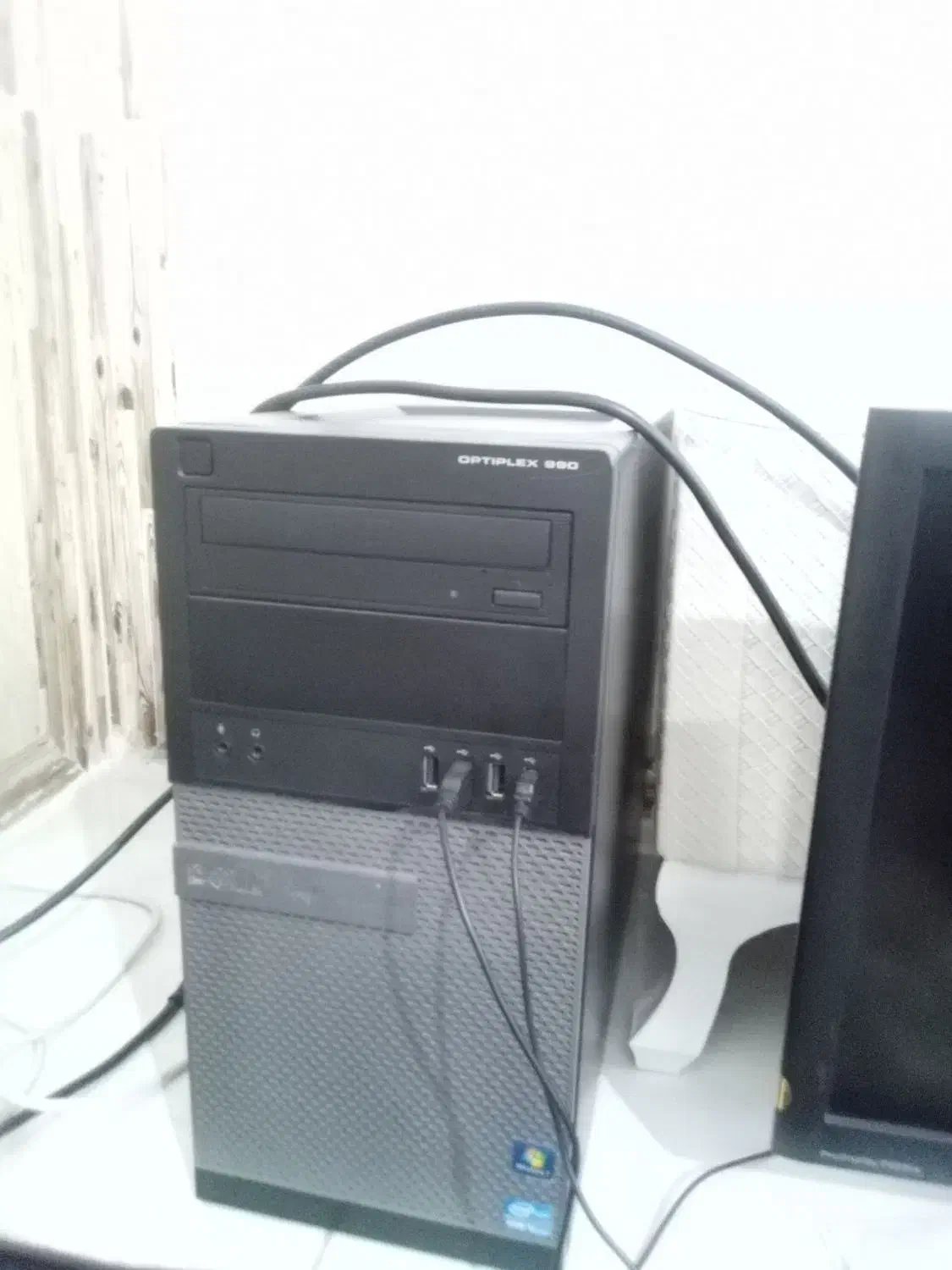 سیستم کامپیوتر|رایانه رومیزی|بروجرد, |دیوار