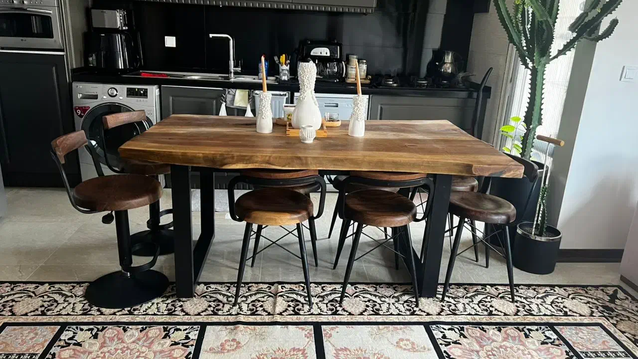 میز ۶نفره لبه طبیعی تمام چوب گردو روستیک|میز و صندلی غذاخوری|تهران, شهرک ولیعصر جنوبی|دیوار