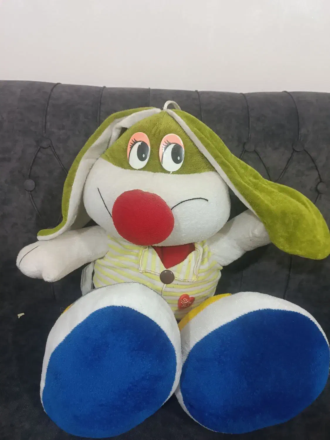 عروسک|اسباب‌بازی بچه|مسجد سلیمان, |دیوار