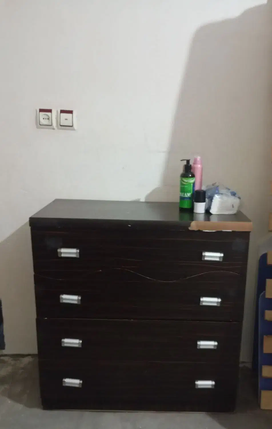 کمد|جاکفشی، کمد، دراور|قروه, |دیوار