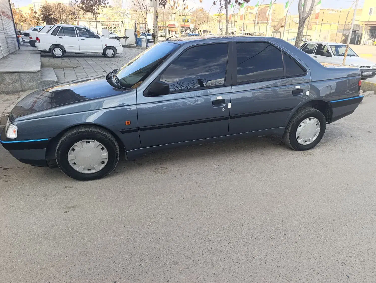 پژو مدل97اتاق تعویض|خودرو سواری و وانت|ارومیه, |دیوار