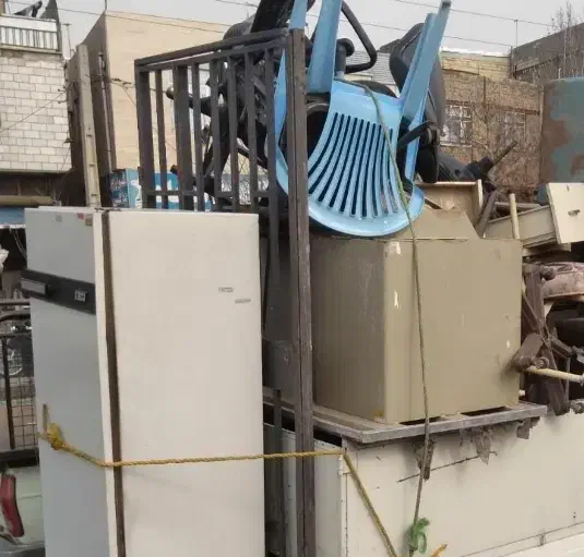 خرید ضایعات اهن کارتن پلاستیک|خدمات پیشه و مهارت|بم, |دیوار