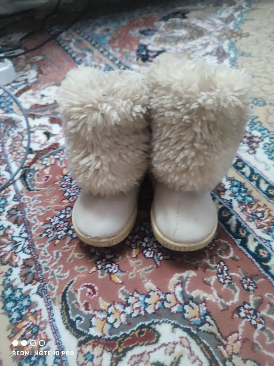 کیف|کفش و لباس بچه|تربت جام, حافظ|دیوار