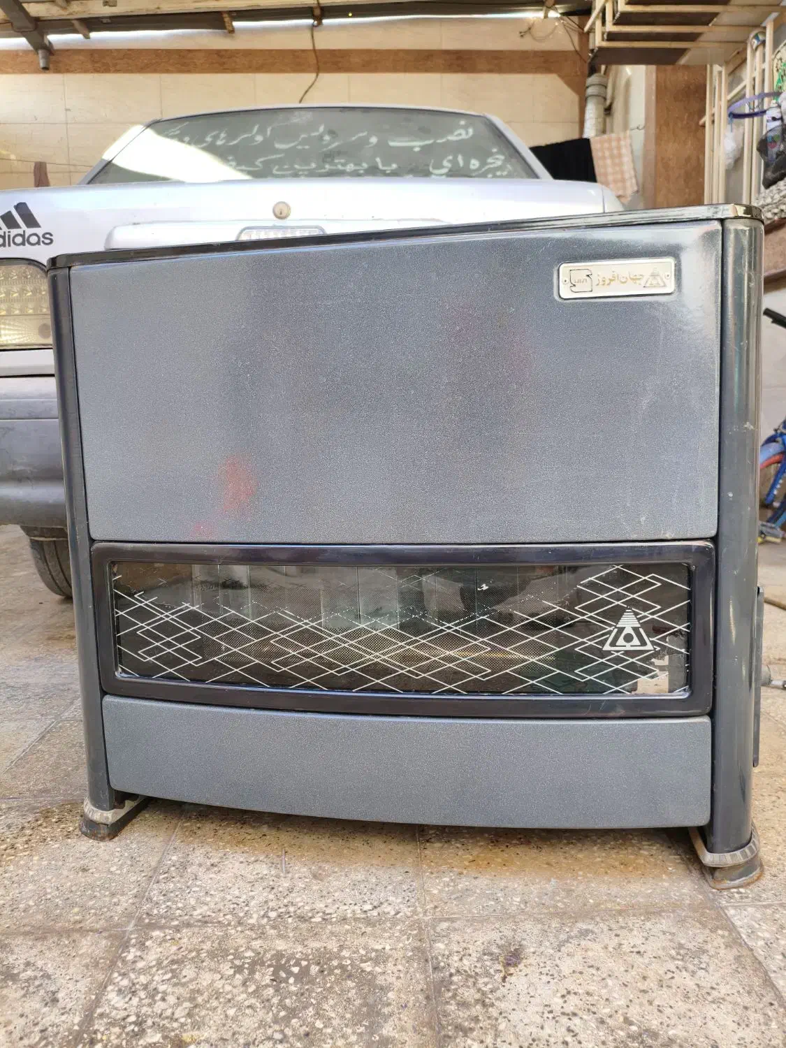 3 دستگاه بخاری دودکش دار در حد نو|بخاری، هیتر، شومینه|آغاجاری, |دیوار