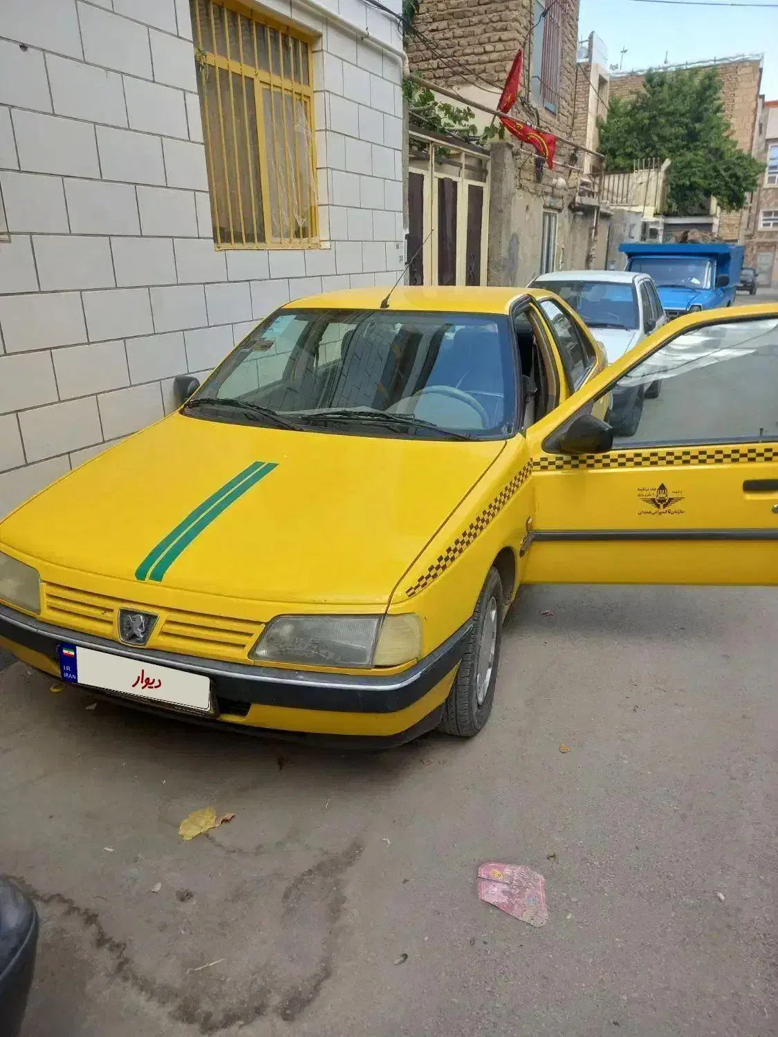 تاکسی اخر۹۶خط میدان جاده مزدقینه بعثت|خودرو سواری و وانت|همدان, |دیوار