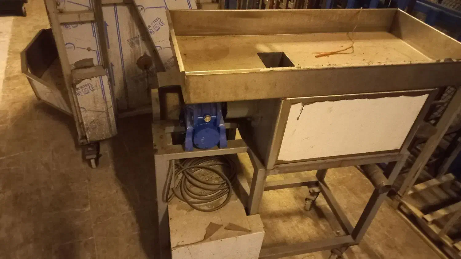 دستگاه آب انار گیری|آبمیوهگیر و آبمرکباتگیر|شهرضا, |دیوار