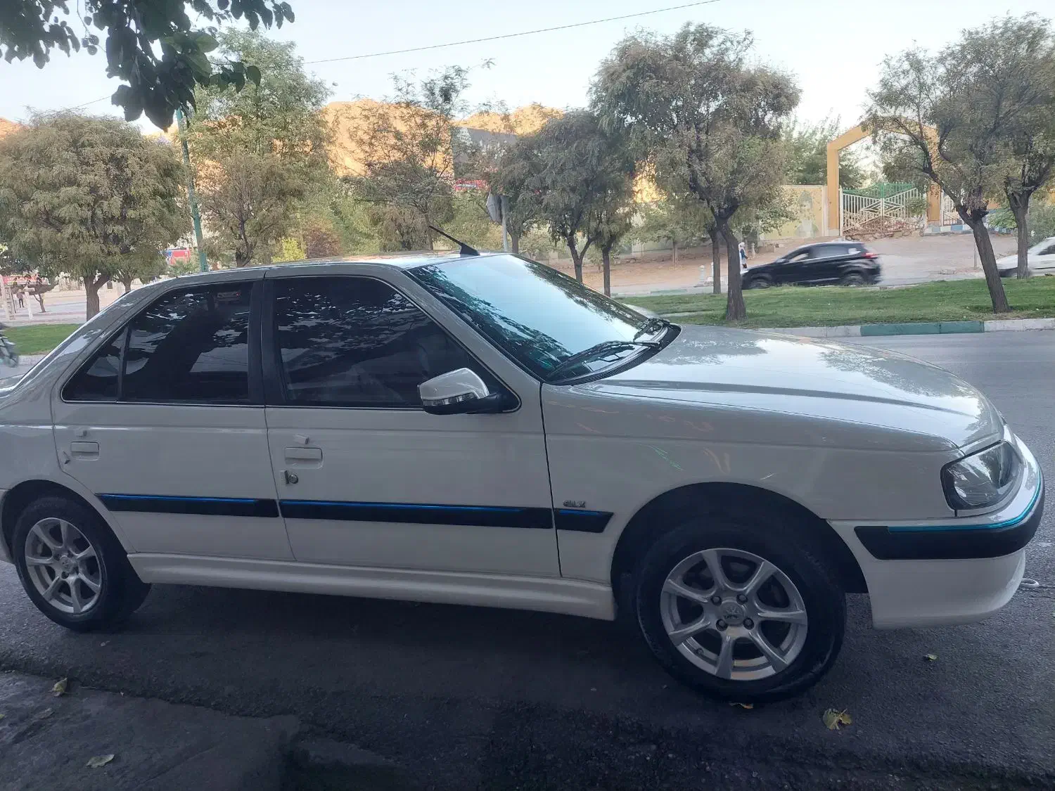 پارس ELX XU7P  فول فول ۱۴۰۲|خودرو سواری و وانت|خرم‌آباد, |دیوار