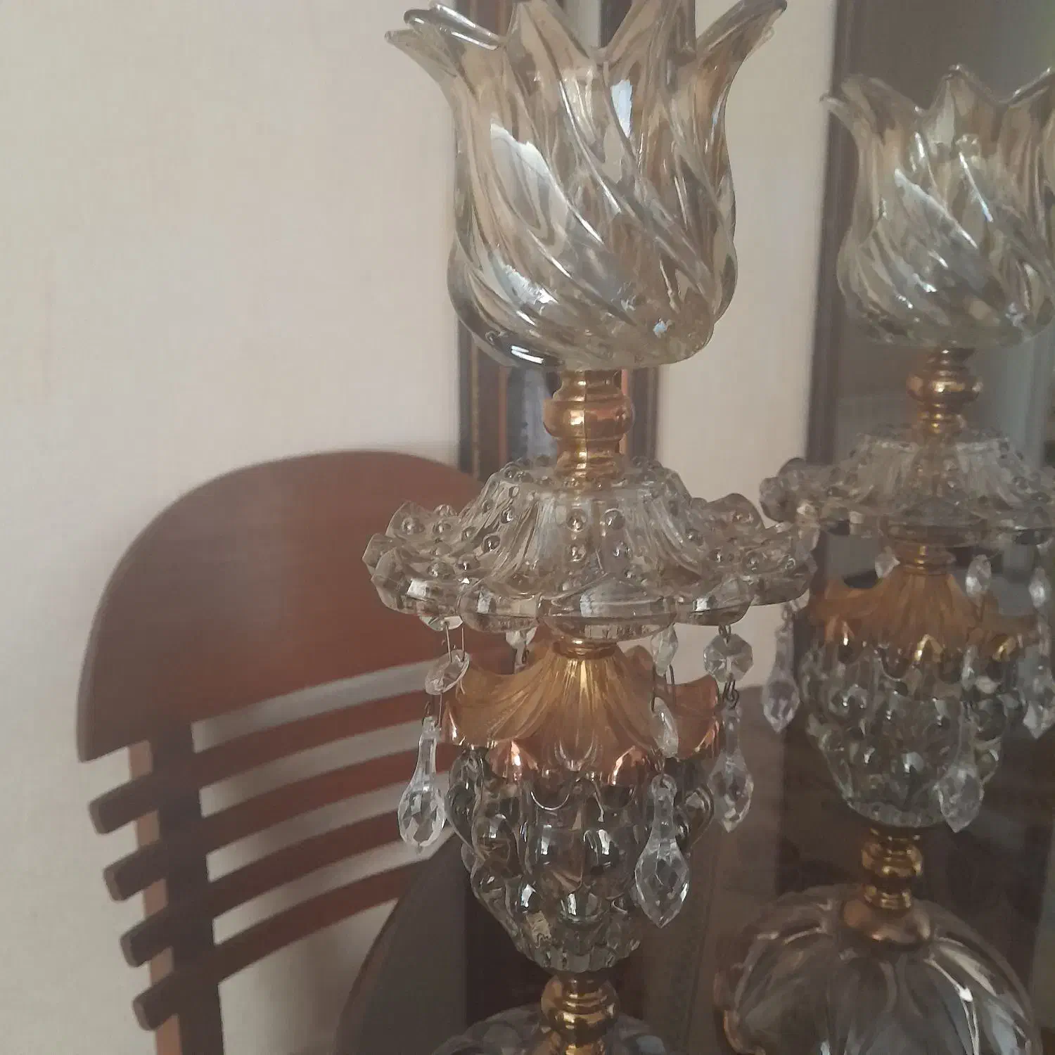 یک جفت چراغ بدون آسیب و شکستگی|لوستر و چراغ آویز|قزوین, |دیوار