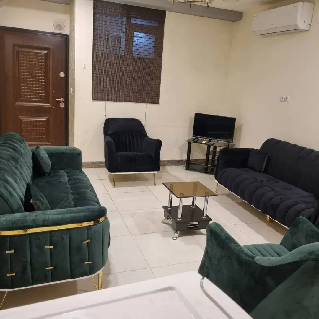 منزل مبله و سوییت|اجارهٔ کوتاه‌مدت آپارتمان و سوئیت|شیراز, شهرک استقلال|دیوار