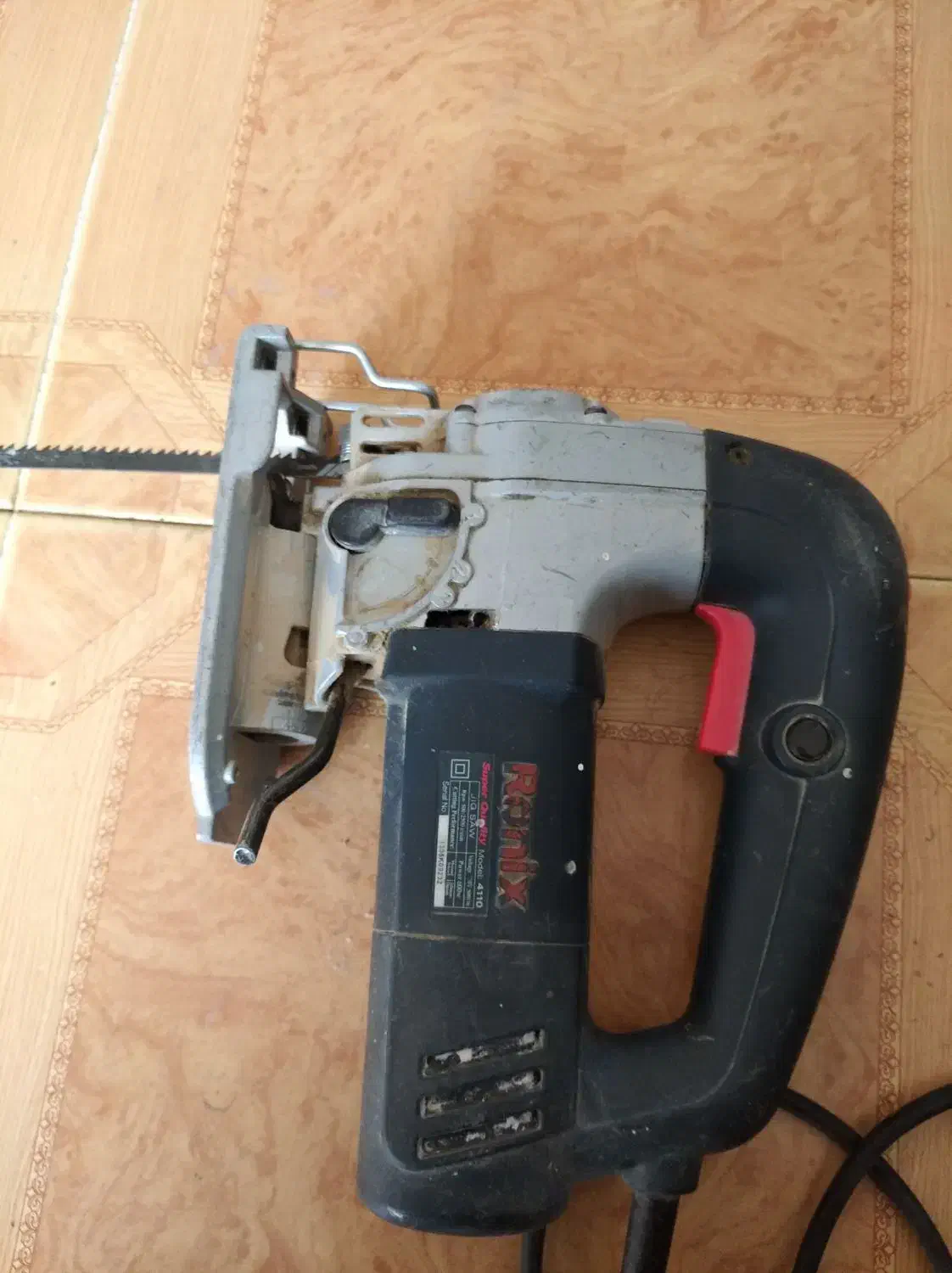 عمود بر رونیکس شش دور|ابزارآلات|سمیرم, |دیوار