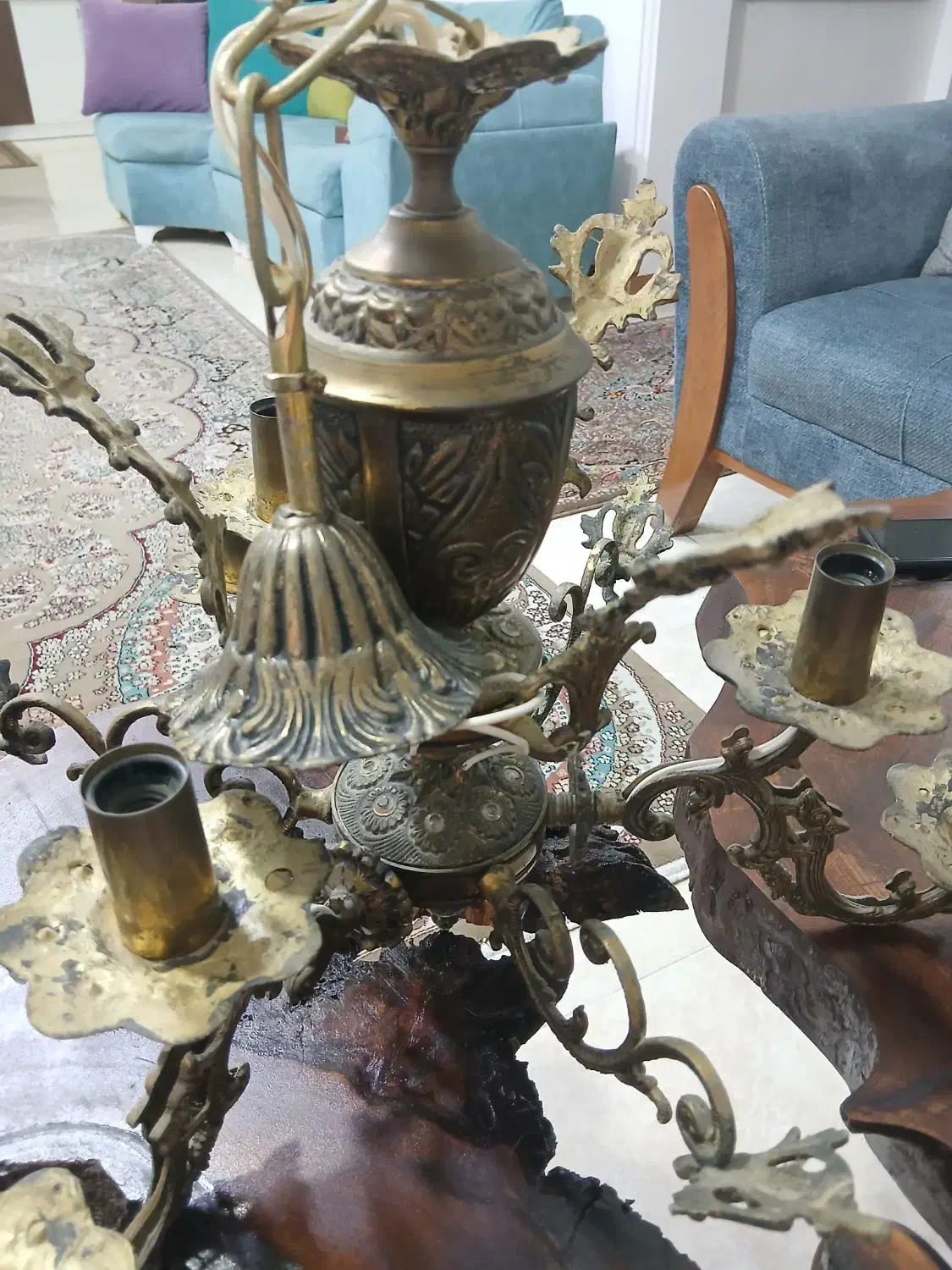 لوستر برنز ۳ شاخه و ۶ شعله|لوستر و چراغ آویز|ساری, |دیوار