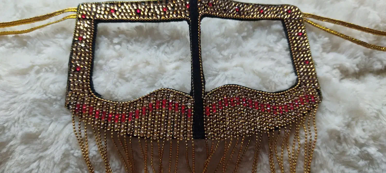 نقاب صورت|زیورآلات و اکسسوری|لاران, |دیوار