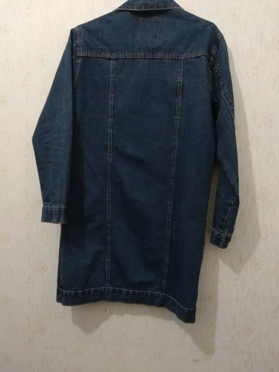 یک عدد کوت لی و یک عدد هودی|لباس|سنندج, |دیوار