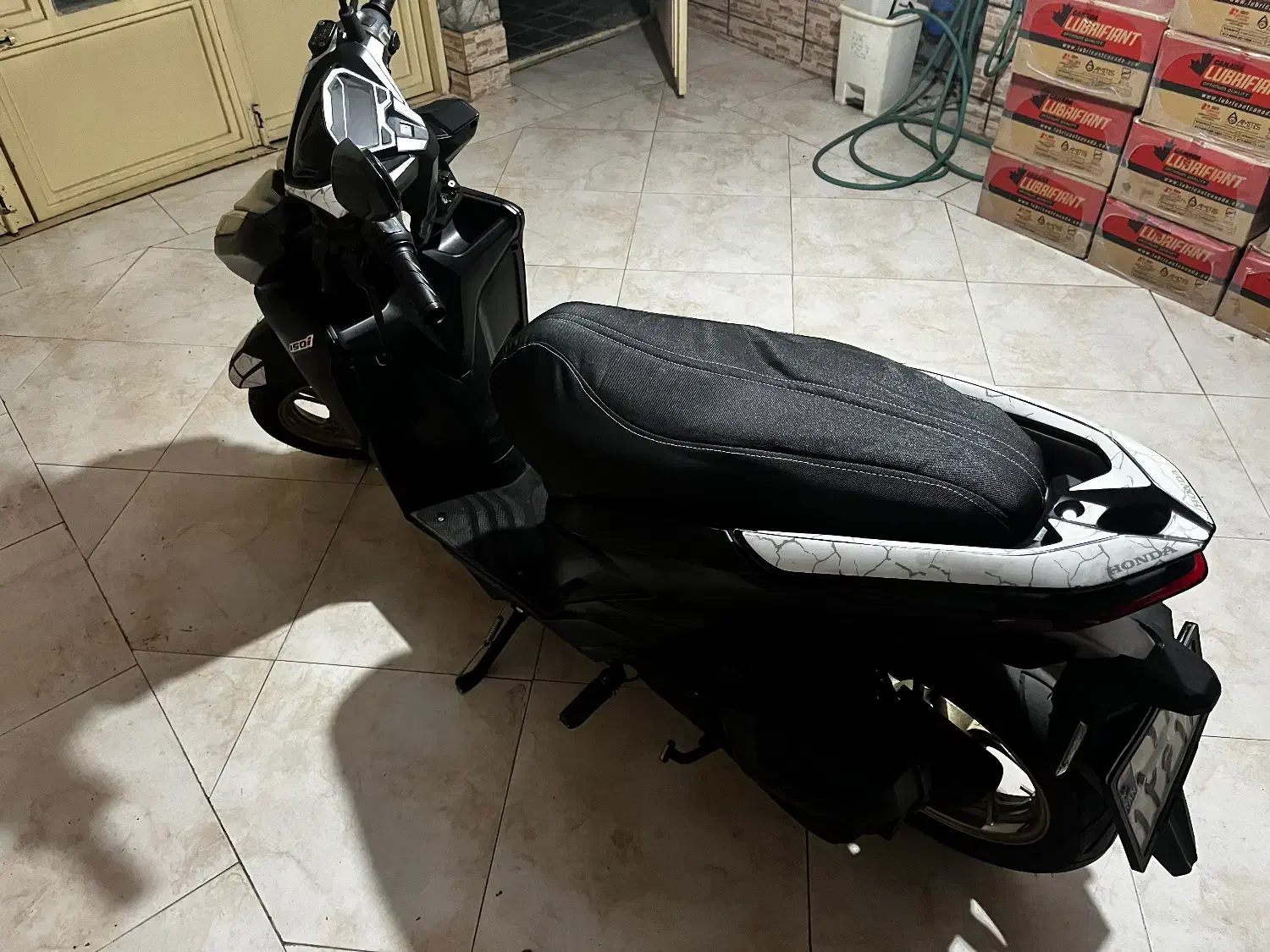 کلیک ۱۵۰|موتورسیکلت|کاشان, دروازه فین|دیوار