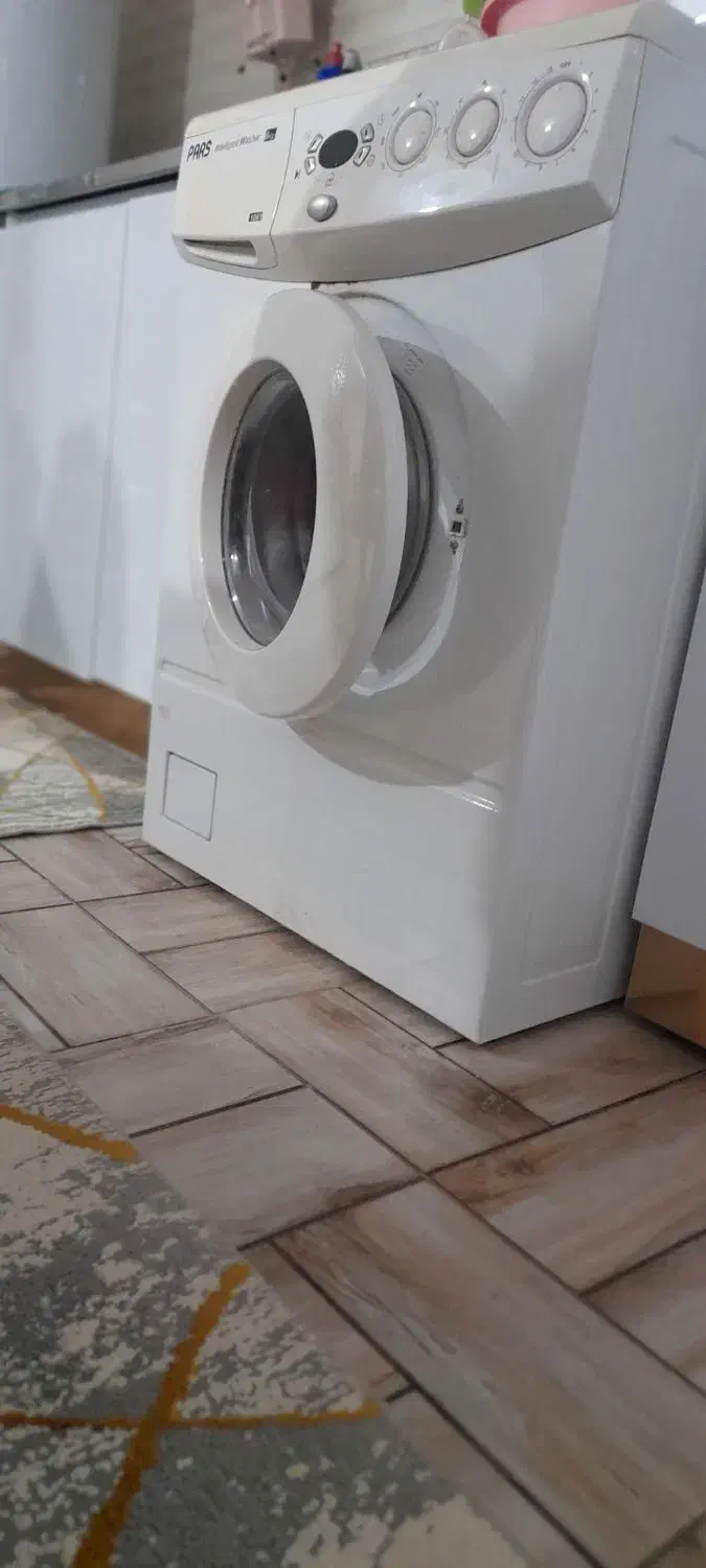 لباسشویی وجاروبرقی درحد|ماشین لباسشویی و خشککن لباس|سلماس, |دیوار