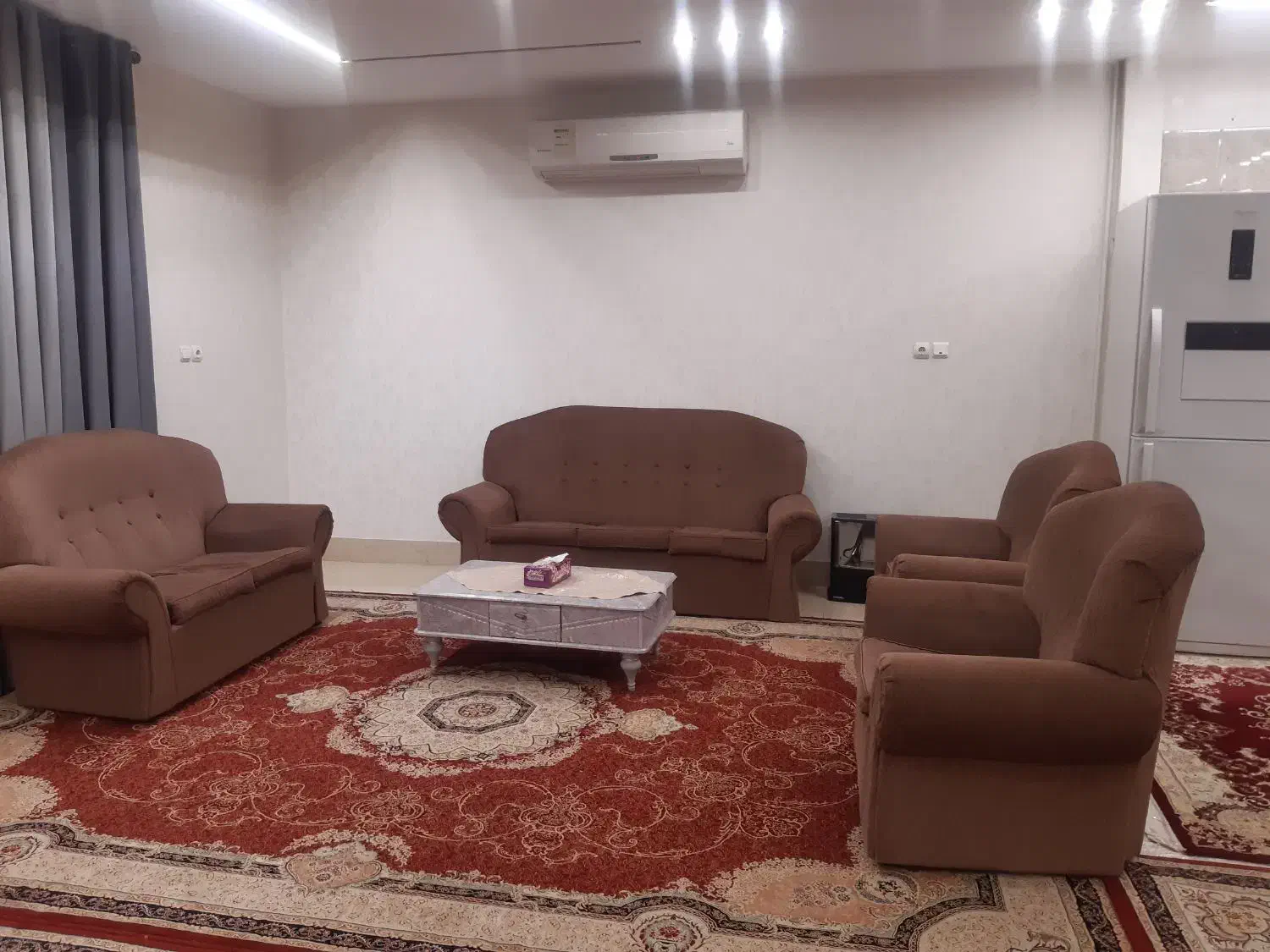 مبل ۷ نفره|مبلمان خانگی و میز عسلی|اهواز, دغاغله|دیوار