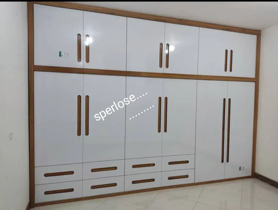 ساخت کمد کابینت درب چوبی بصورت نقد وچک|جاکفشی، کمد، دراور|شهرکرد, |دیوار