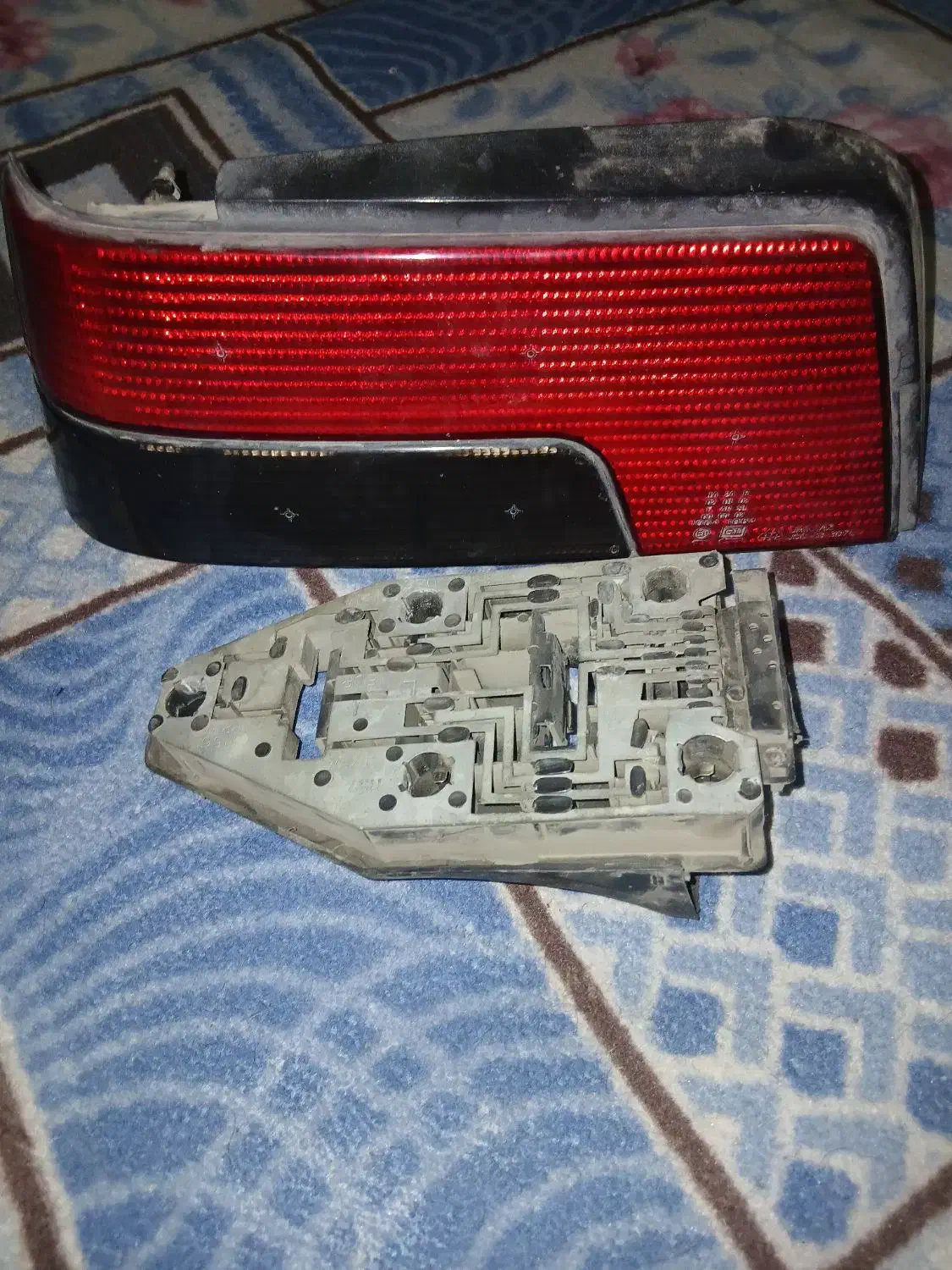 سلام یک جفت باچراغ عقب ۴۰۵ کامل با زغال پشت چراغ|قطعات یدکی و لوازم جانبی|رباط‌کریم, رباط‌کریم|دیوار