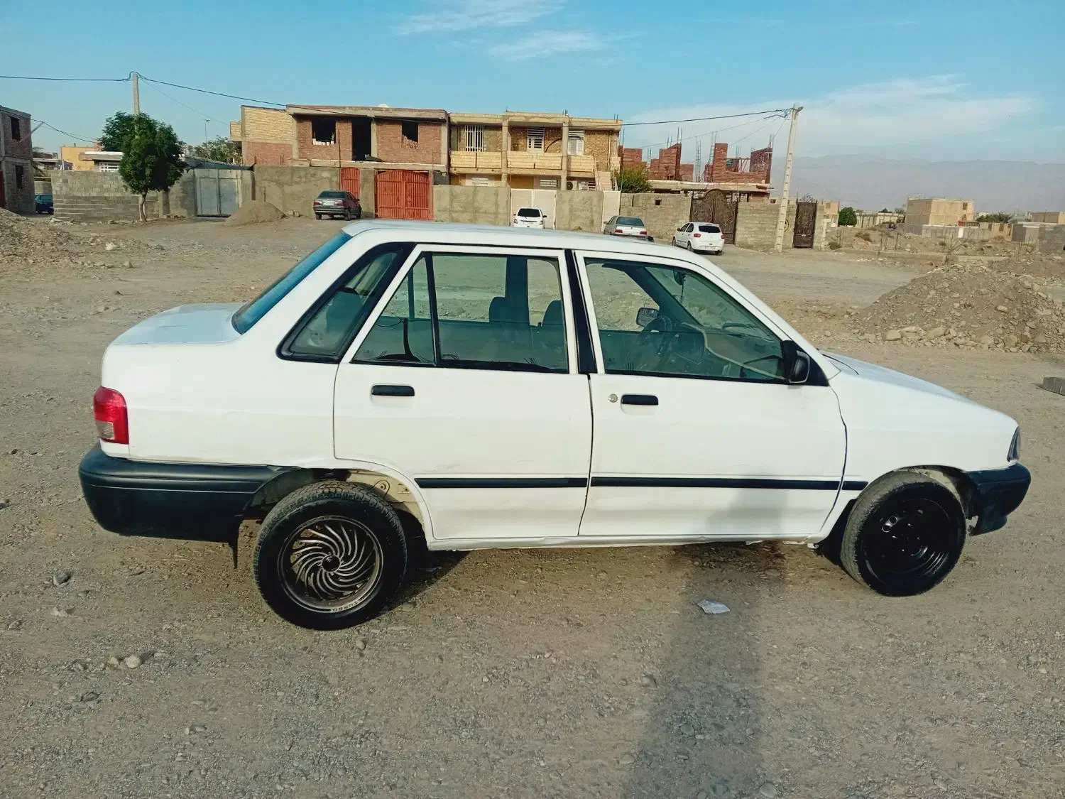 پراید. مدل ۸۵ تمیز به فروش میرسد|خودرو سواری و وانت|جیرفت, |دیوار