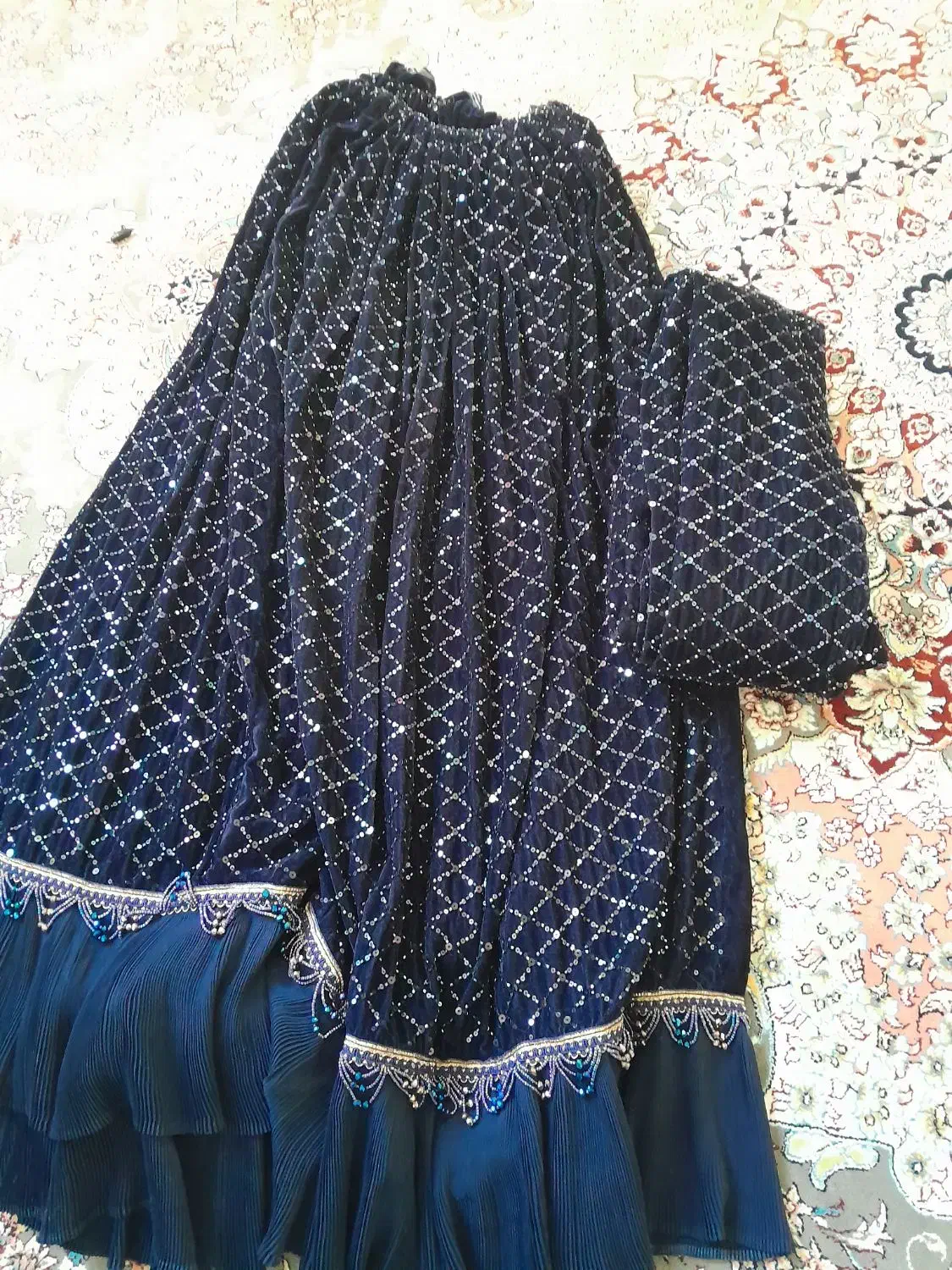 لباس محلی|لباس|صدرا-فارس, فاز ۱|دیوار