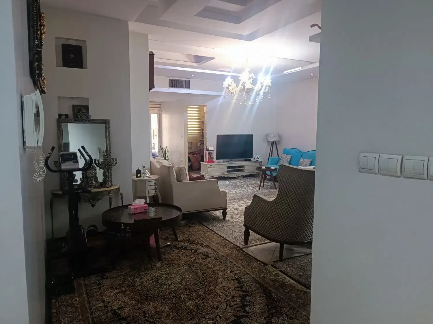 مبل 8 نفره|مبلمان خانگی و میز عسلی|تهران, سازمان برنامه جنوبی|دیوار