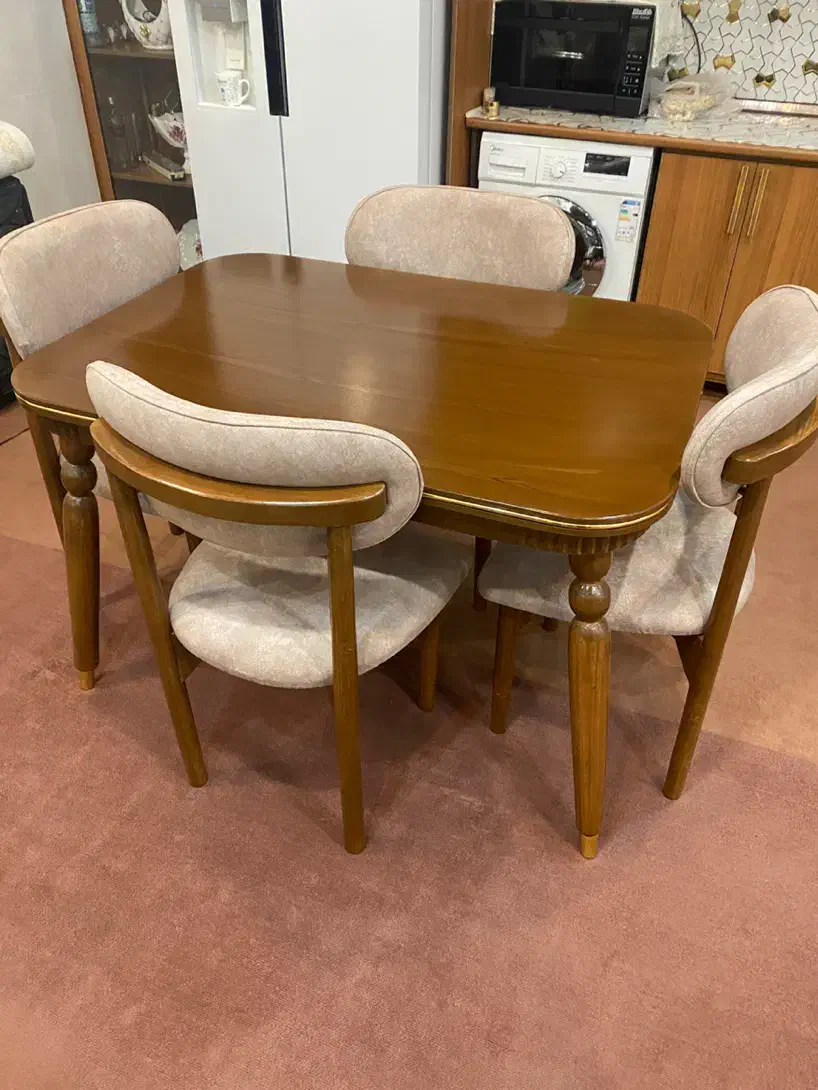 میز غذا خوری کاملا نو|میز و صندلی غذاخوری|تولم شهر, |دیوار