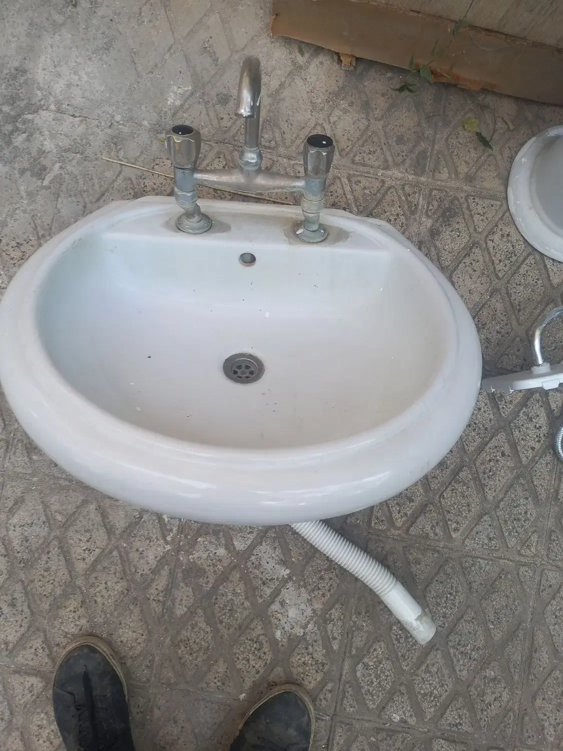 روشویی چینی سالم|لوازم سرویس بهداشتی|تهران, یاخجی آباد|دیوار