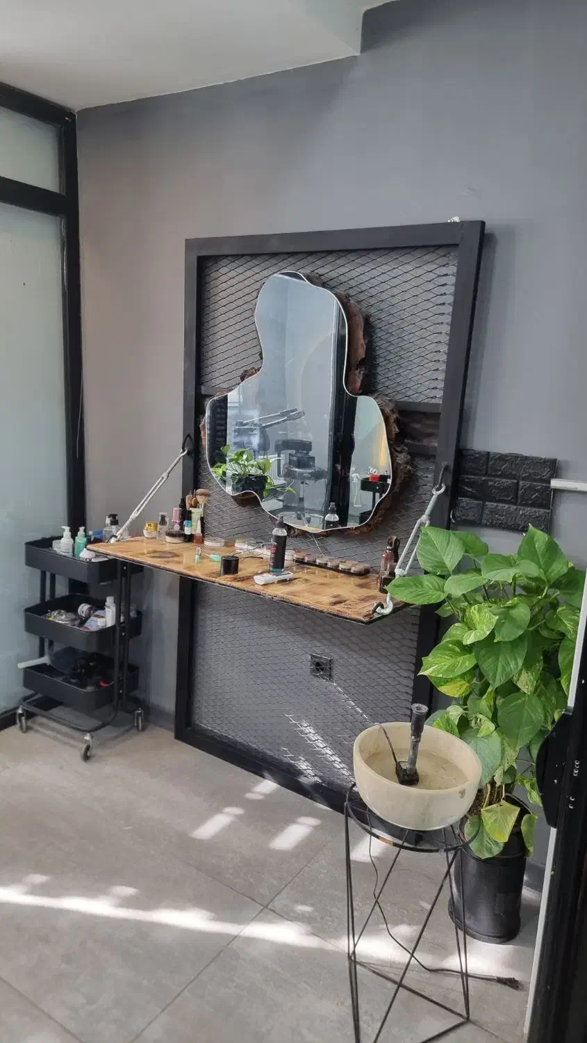 آرایشگر ماهر آقا/درصدی/اجاره صندلی|خدمات آرایشگری و زیبایی|اصفهان, محمودیه|دیوار