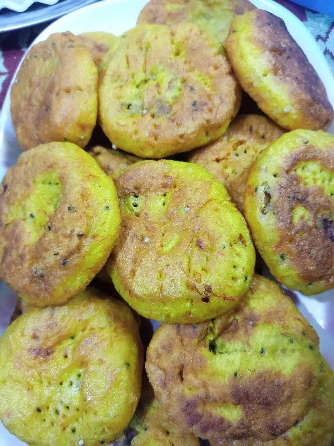 نان خرمایی و قلفتی|خوردنی و آشامیدنی|مشهد, عیدگاه|دیوار