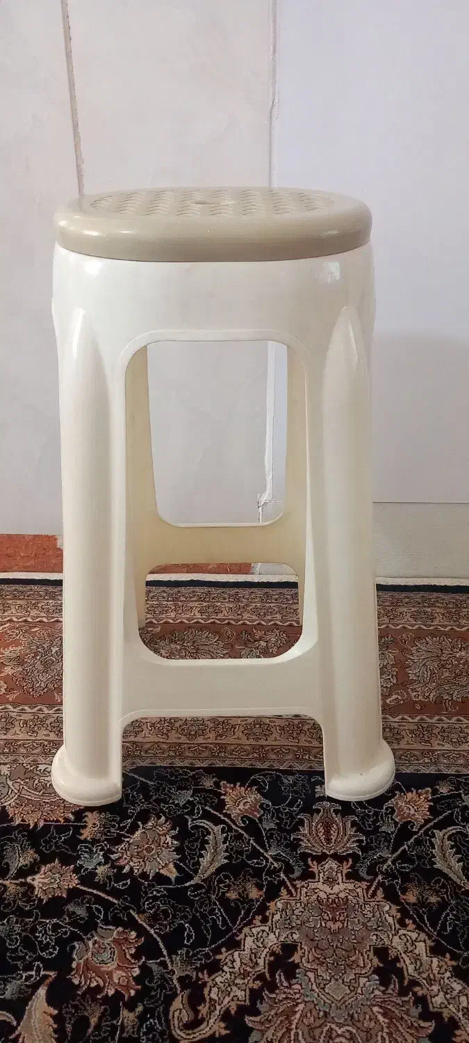 صندلی پلاستیکی|صندلی و نیمکت|اراک, |دیوار