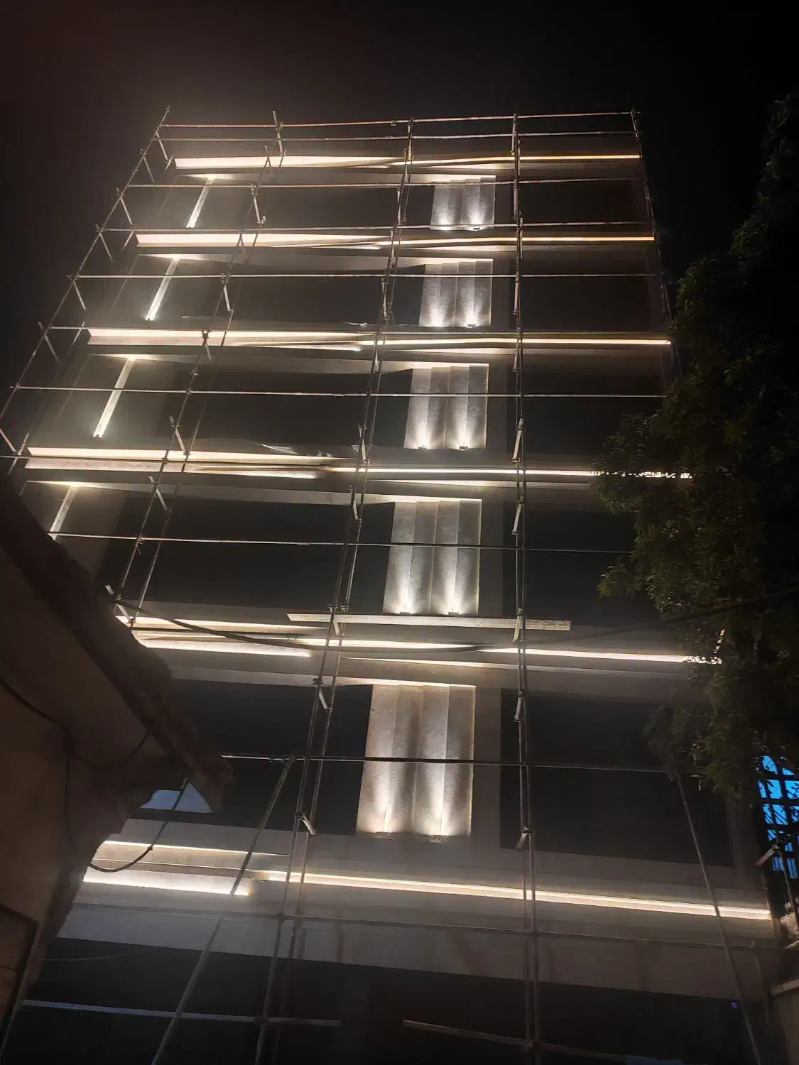 برقکاری ساختمان صنعتی سریع مطمئن|خدمات پیشه و مهارت|بندرعباس, |دیوار