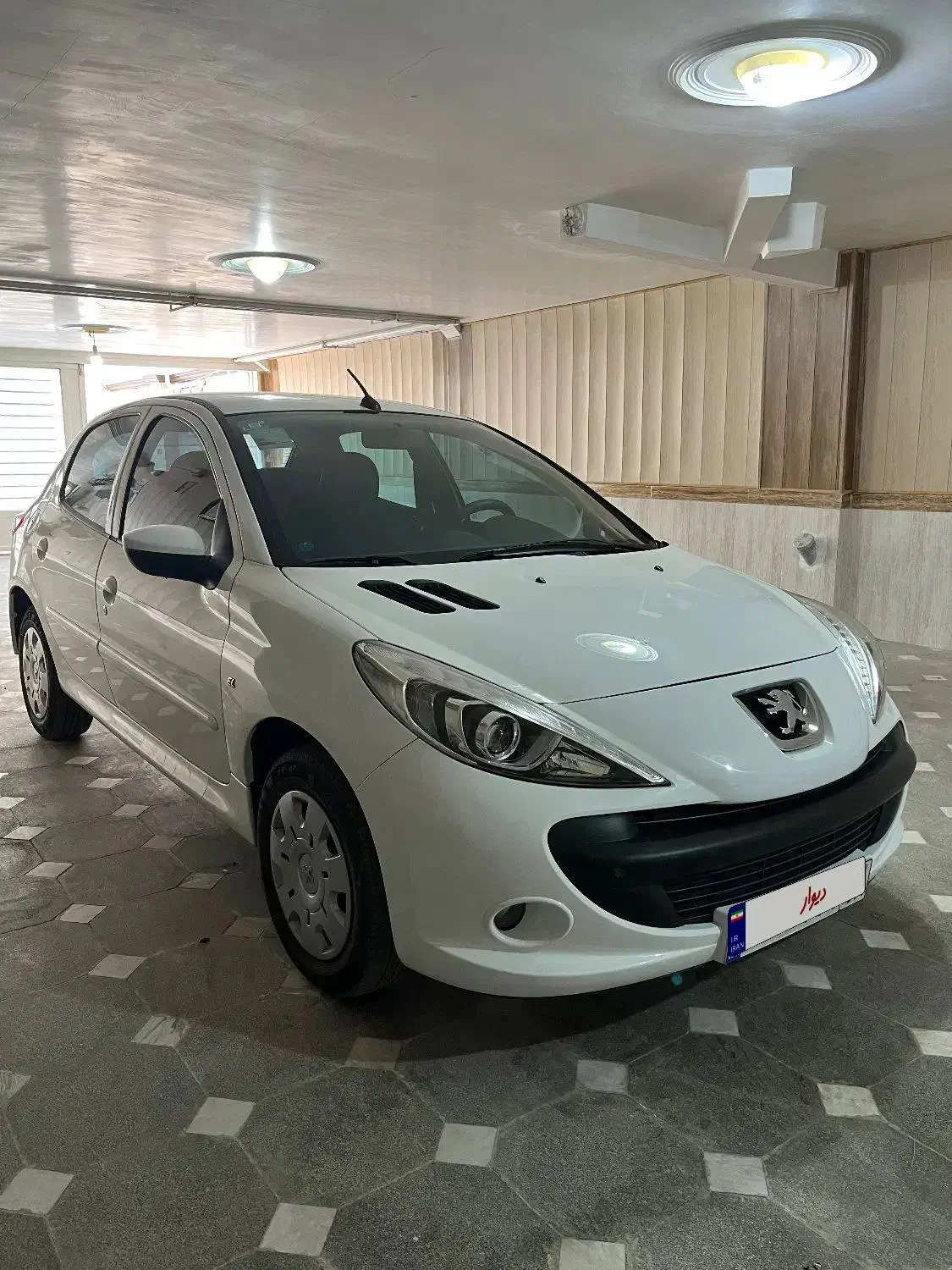 207مدل1402|خودرو سواری و وانت|همدان, |دیوار