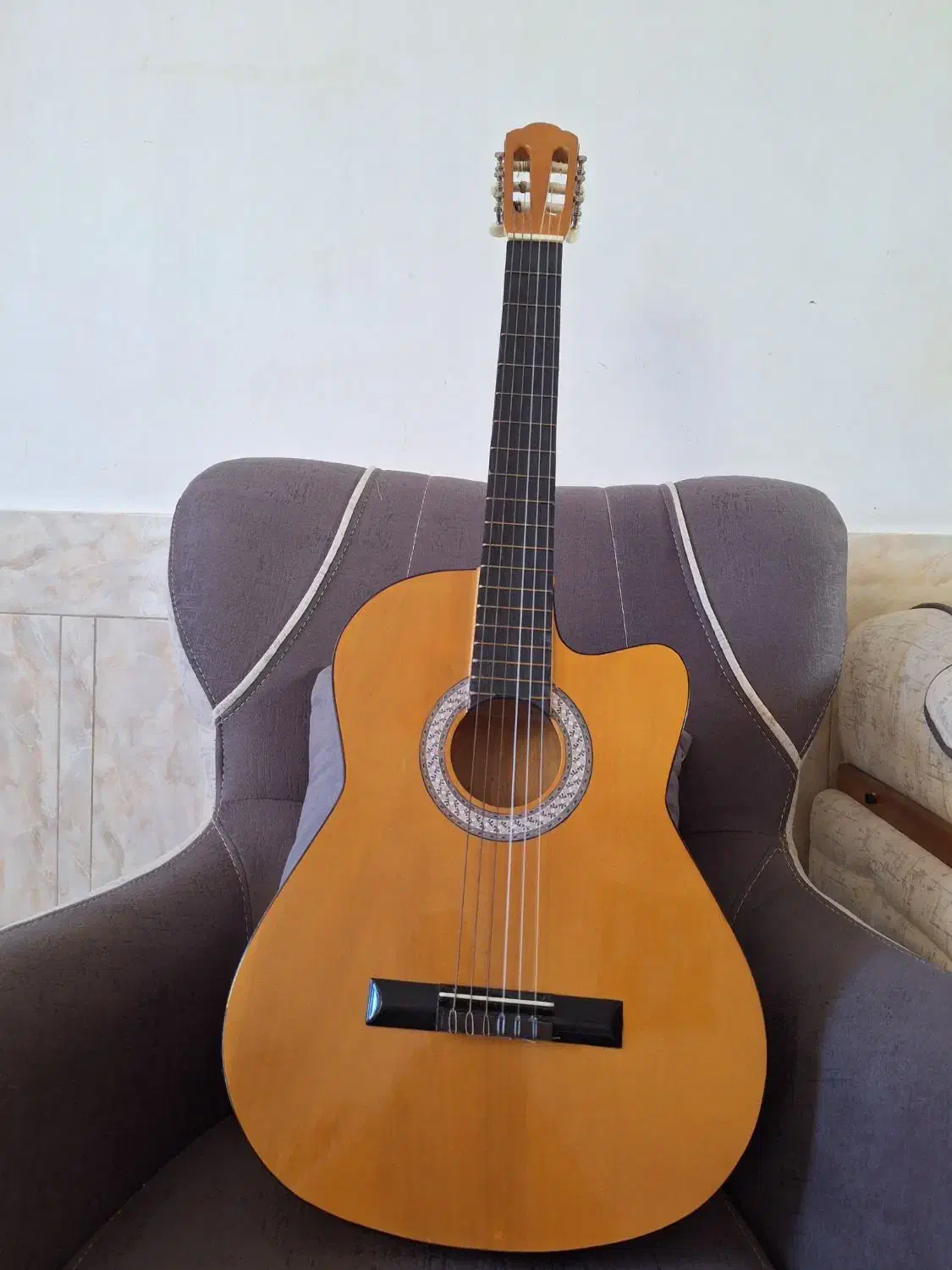 گیتار|گیتار، بیس، امپلیفایر|ایذه, |دیوار