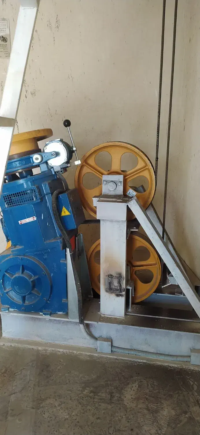 سرویس آسانسور و تعویض تابلو های قدیمی|خدمات پیشه و مهارت|قزوین, |دیوار