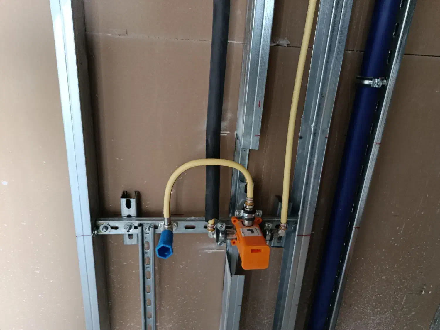 همکار تاسیسات|استخدام معماری، عمران و ساختمانی|تبریز, |دیوار