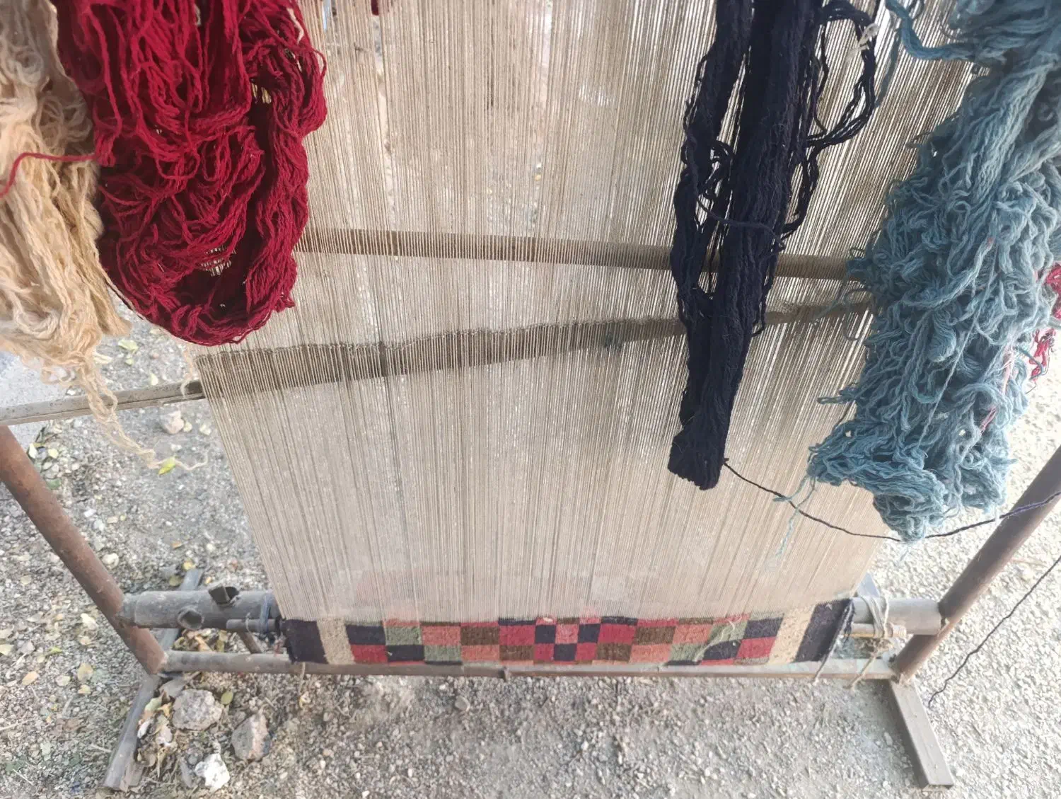 دار قالی|فرش|مرودشت, فرهنگ|دیوار