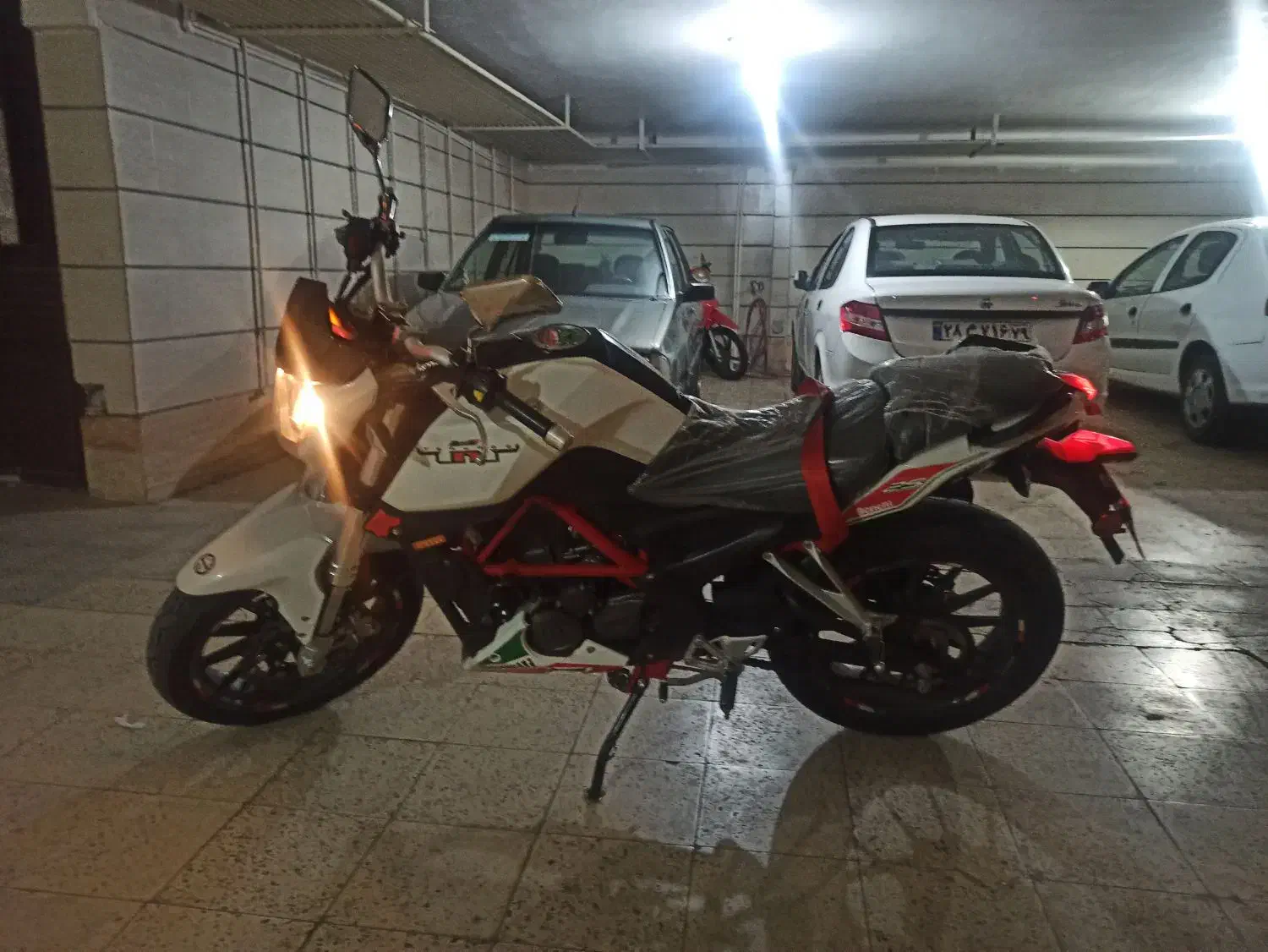 بنلی 250|موتورسیکلت|قزوین, |دیوار