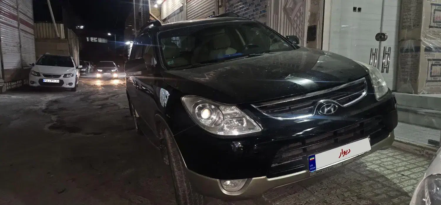 ix55 مدل ۲۰۱۱|خودرو سواری و وانت|تربت‌حیدریه, کوه سنگی|دیوار